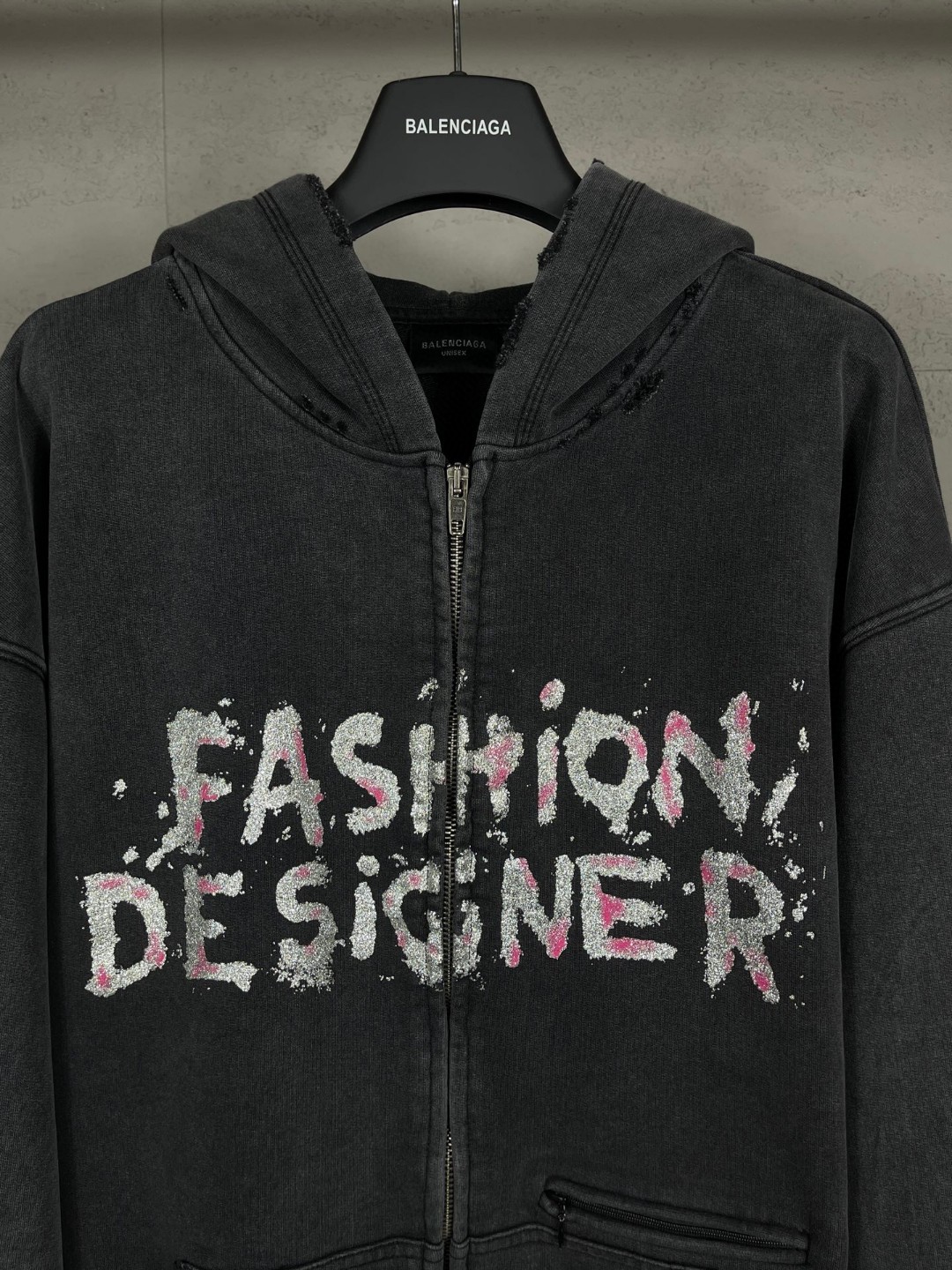 Balenciaga 巴黎世家 字母艺术金银粉印花拉链连帽卫衣 外套 长袖 黑色 B0 808227TSVC31041