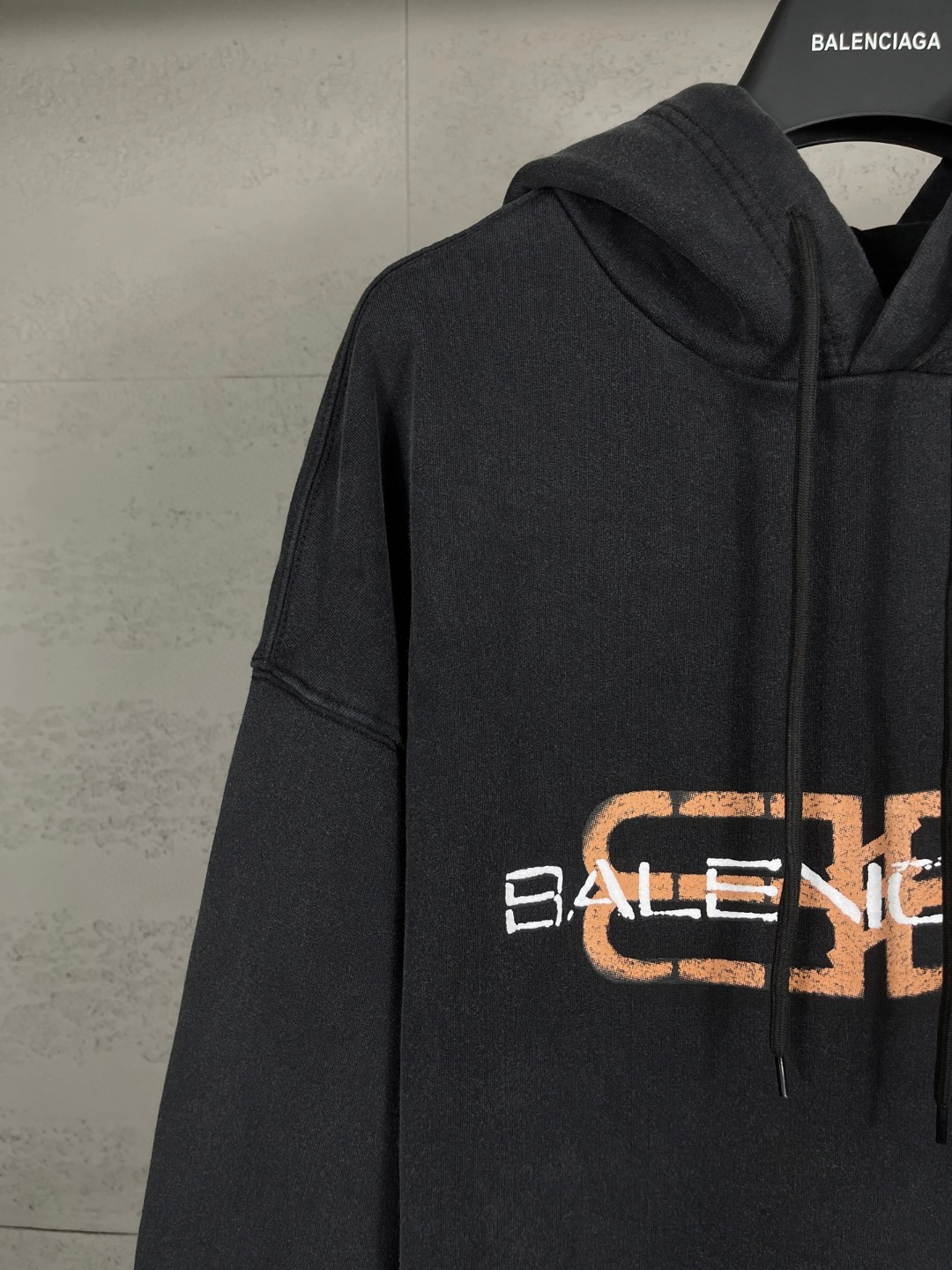 Balenciaga 巴黎世家 logo双色模糊印花洗水做旧连帽卫衣 外套 长袖 黑色 B0 850349TTVD71041