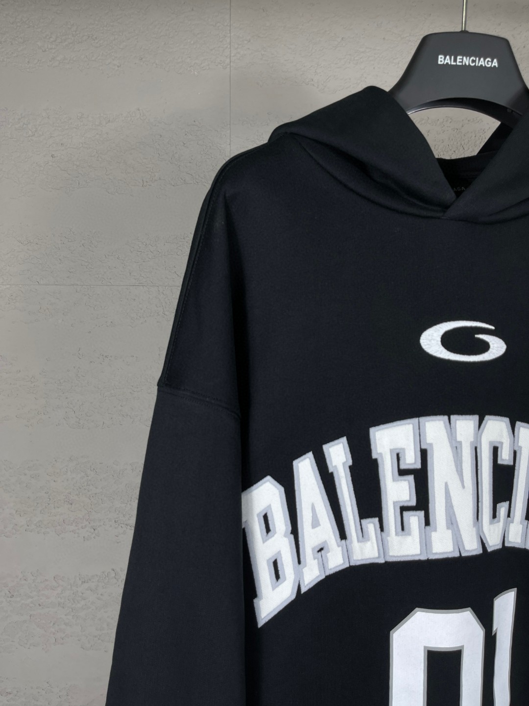 Balenciaga 巴黎世家 篮球球服绣花印花连帽卫衣 外套 长袖 黑色 A5 821861TRVW81055