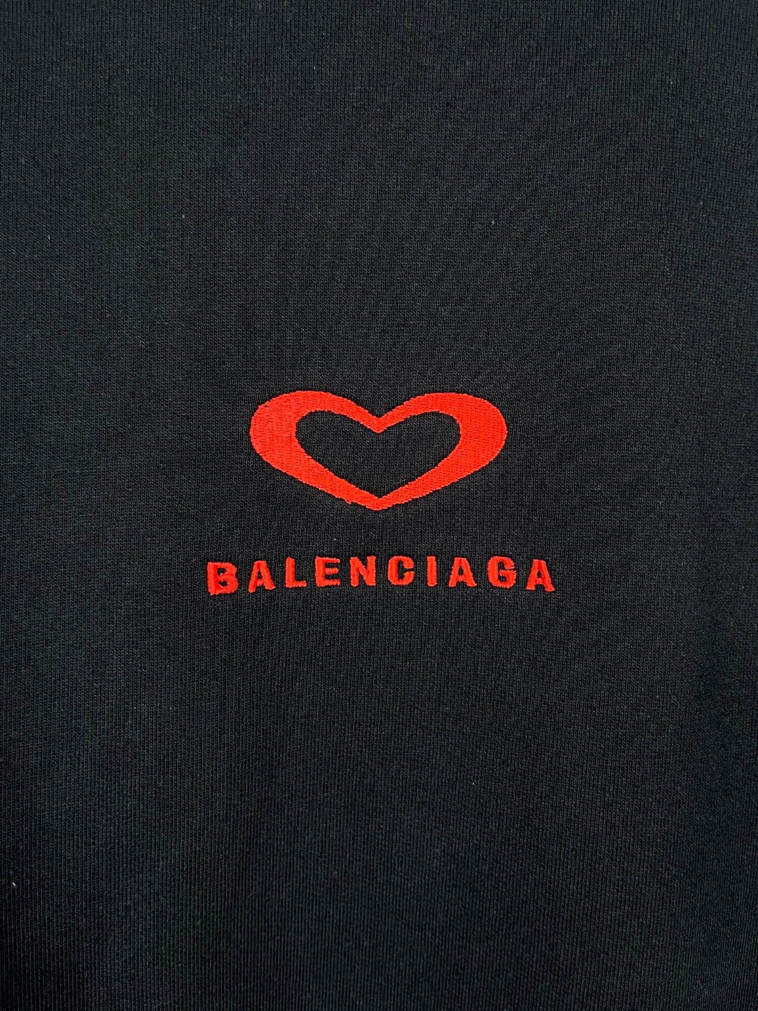 Balenciaga 巴黎世家 情人节限定 爱心logo刺绣连帽卫衣 外套 长袖 黑色 B0 