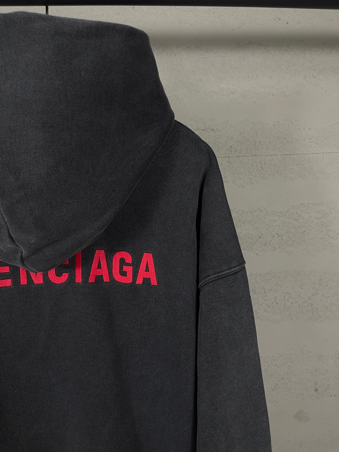 Balenciaga 巴黎世家 前后logo刺绣洗水做旧连帽卫衣 外套 长袖 黑色 B0 767877TTVJ28483