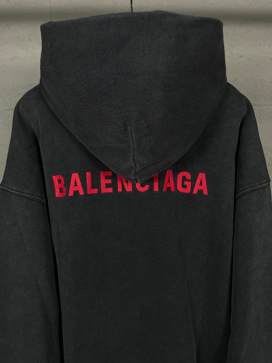 Balenciaga 巴黎世家 前后logo刺绣洗水做旧连帽卫衣 外套 长袖 黑色 B0 767877TTVJ28483