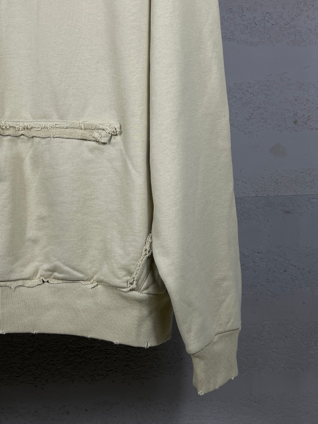 Balenciaga 巴黎世家 胶带直喷印花连帽卫衣 外套 长袖 米色 B0 744441TSV869501