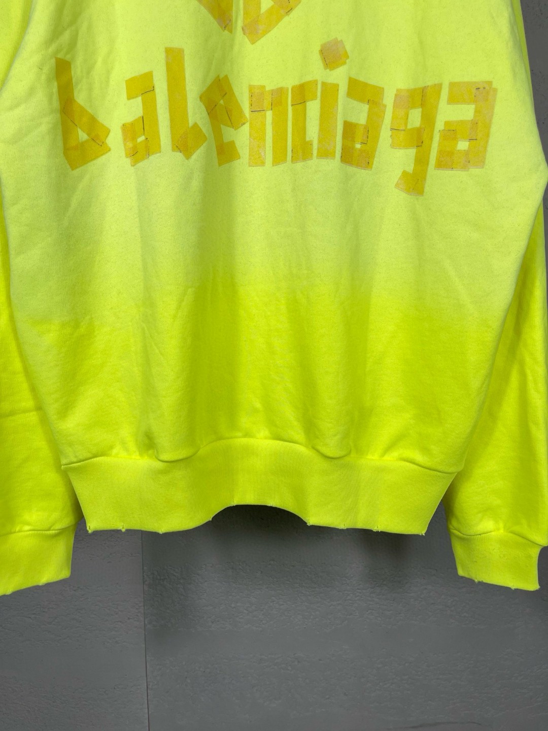 Balenciaga 巴黎世家 胶带直喷印花连帽卫衣 外套 长袖 黄色 B0 744441TOVB17204