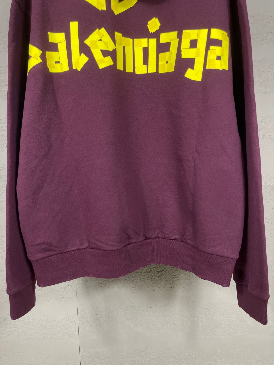 Balenciaga 巴黎世家 胶带直喷印花连帽卫衣 外套 长袖 酒红色 B0 744441TQVA94029