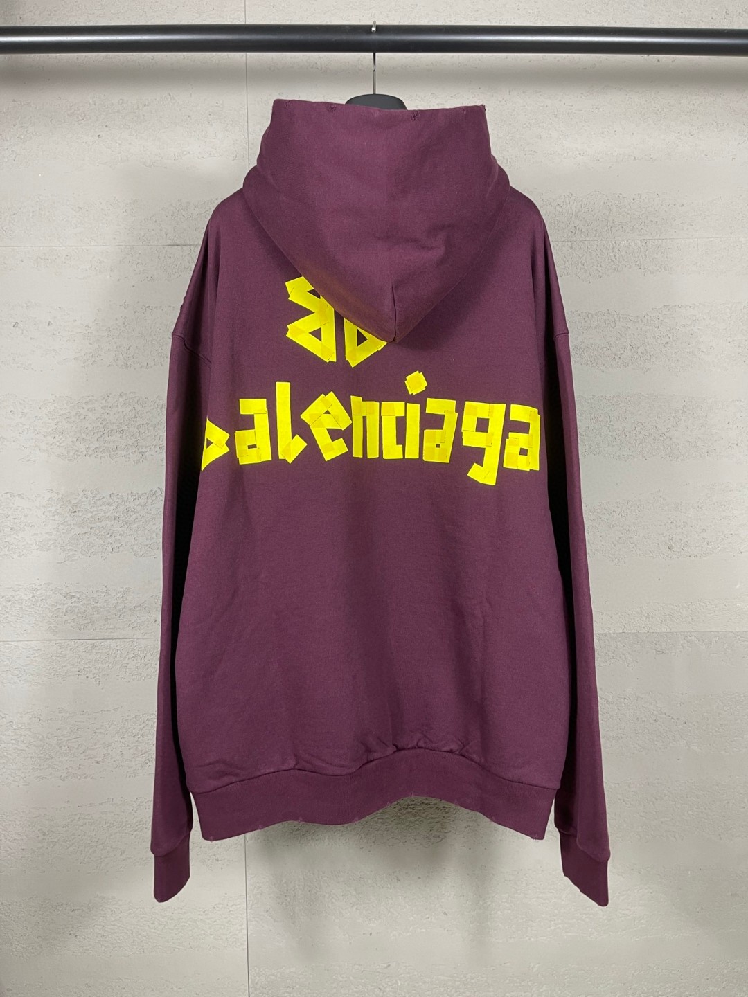 Balenciaga 巴黎世家 胶带直喷印花连帽卫衣 外套 长袖 酒红色 B0 744441TQVA94029