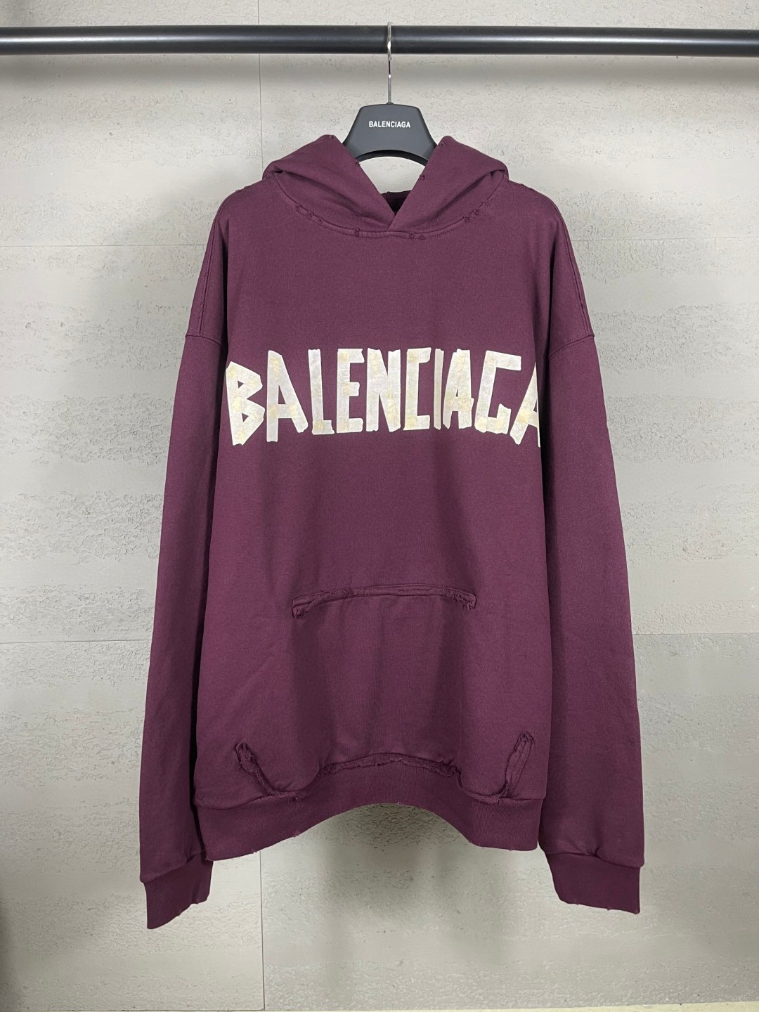Balenciaga 巴黎世家 胶带直喷印花连帽卫衣 外套 长袖 酒红色 B0 744441TQVA94029