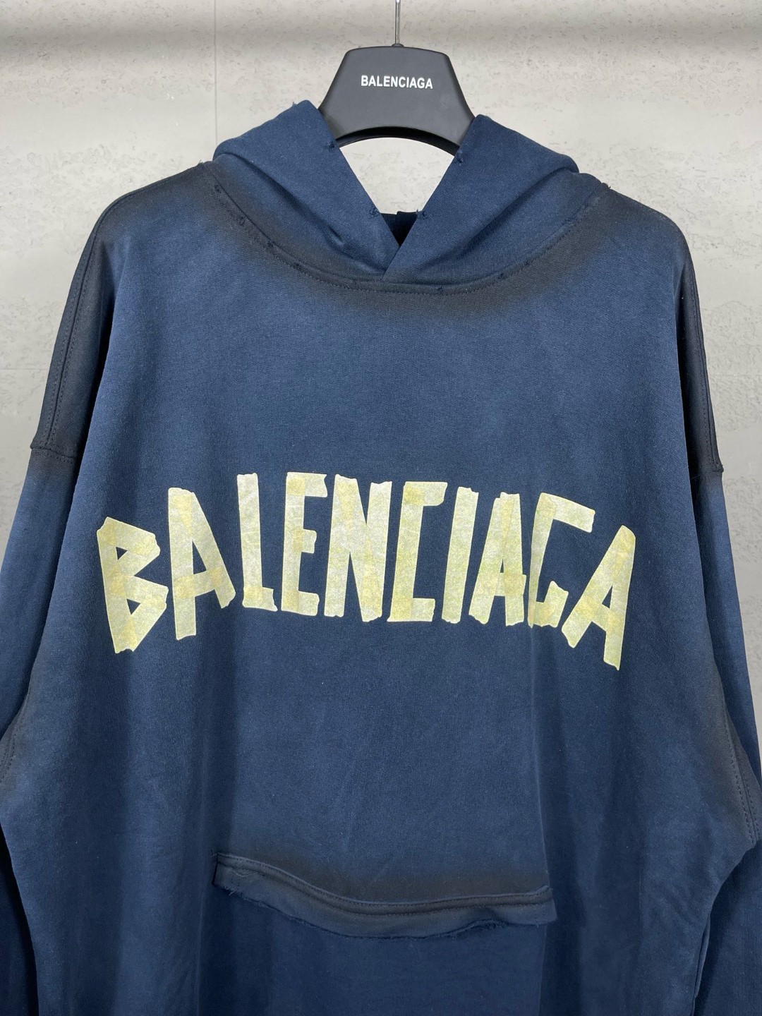 Balenciaga 巴黎世家 胶带直喷印花连帽卫衣 外套 长袖 宝蓝色 B0 