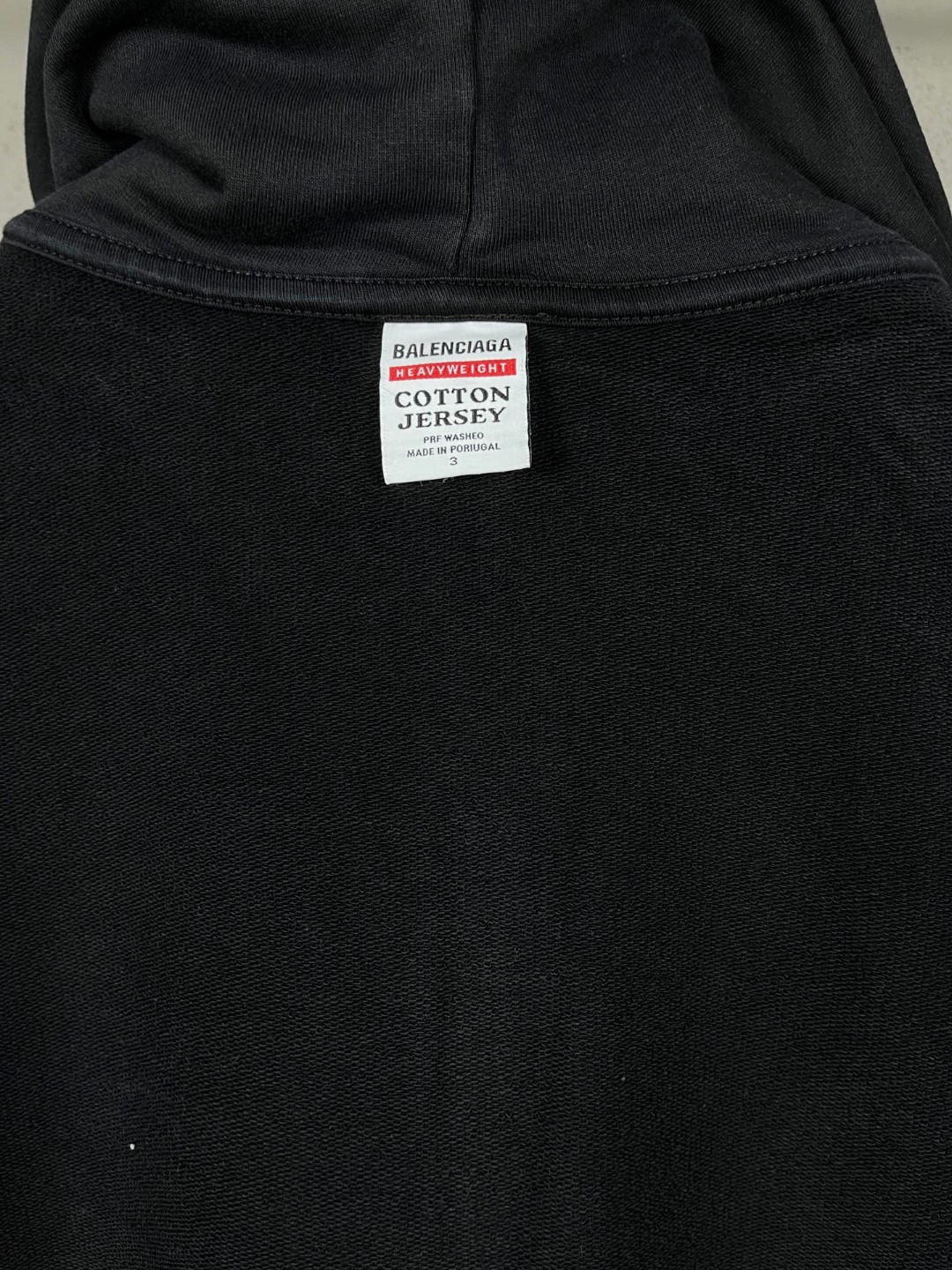 Balenciaga 巴黎世家 经典logo反面刺绣洗水做旧磨烂拉链连帽卫衣 外套 长袖 黑色 B0 808339TRVF31055