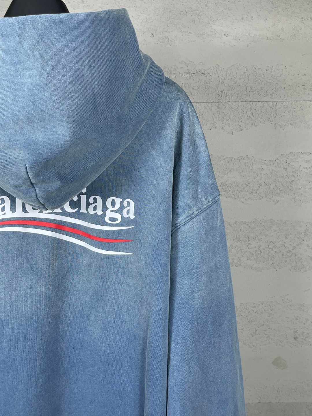 Balenciaga 巴黎世家 可乐印花拉裂水洗做旧连帽卫衣 外套 长袖 蓝色 B0 767877TRVB19798