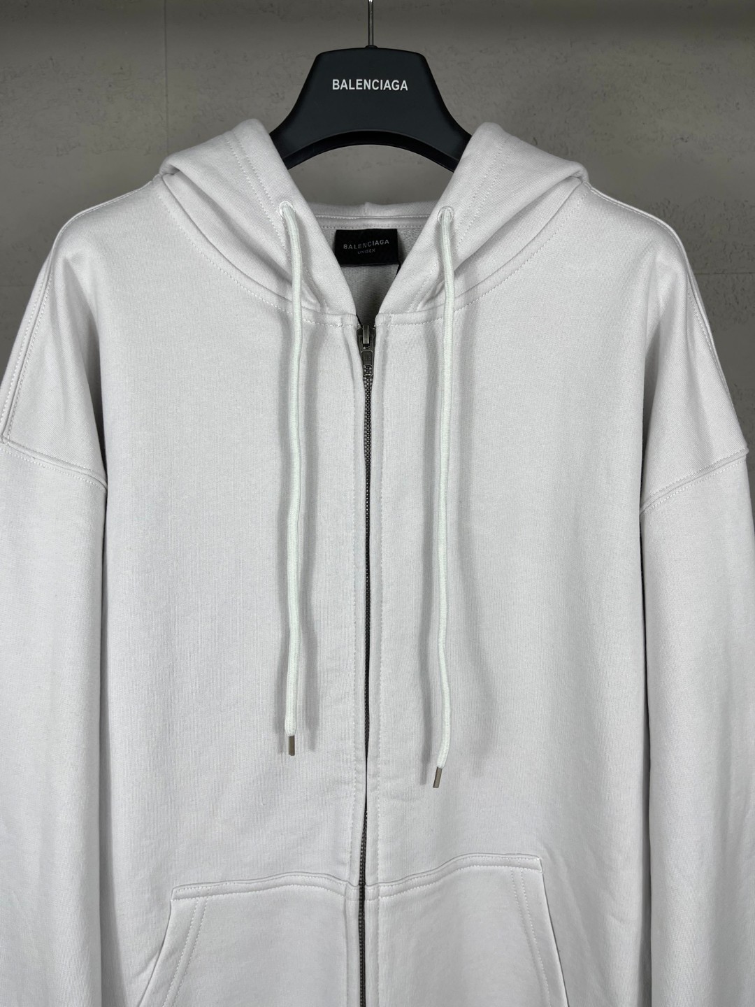 Balenciaga 巴黎世家 夜光笑脸直喷印花拉链连帽卫衣 外套 长袖 白色 B0 826162TSVG39012