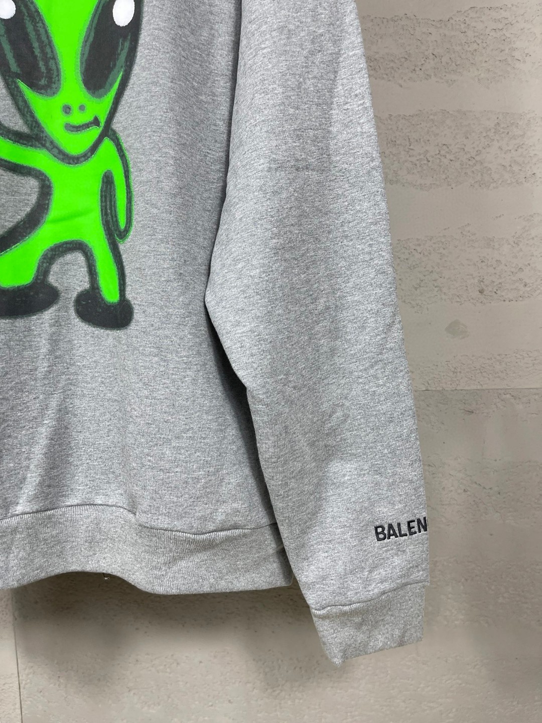 Balenciaga 巴黎世家 夜光外星人直喷印花拉链连帽卫衣 外套 长袖 灰色 B0 826162TSVF41300