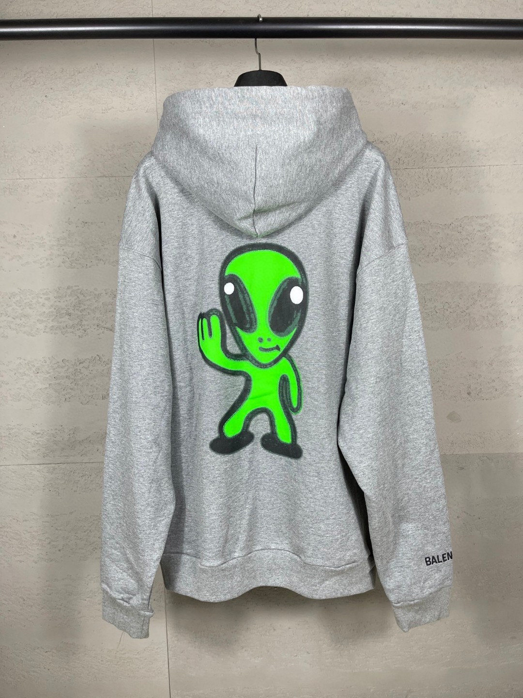 Balenciaga 巴黎世家 夜光外星人直喷印花拉链连帽卫衣 外套 长袖 灰色 B0 826162TSVF41300