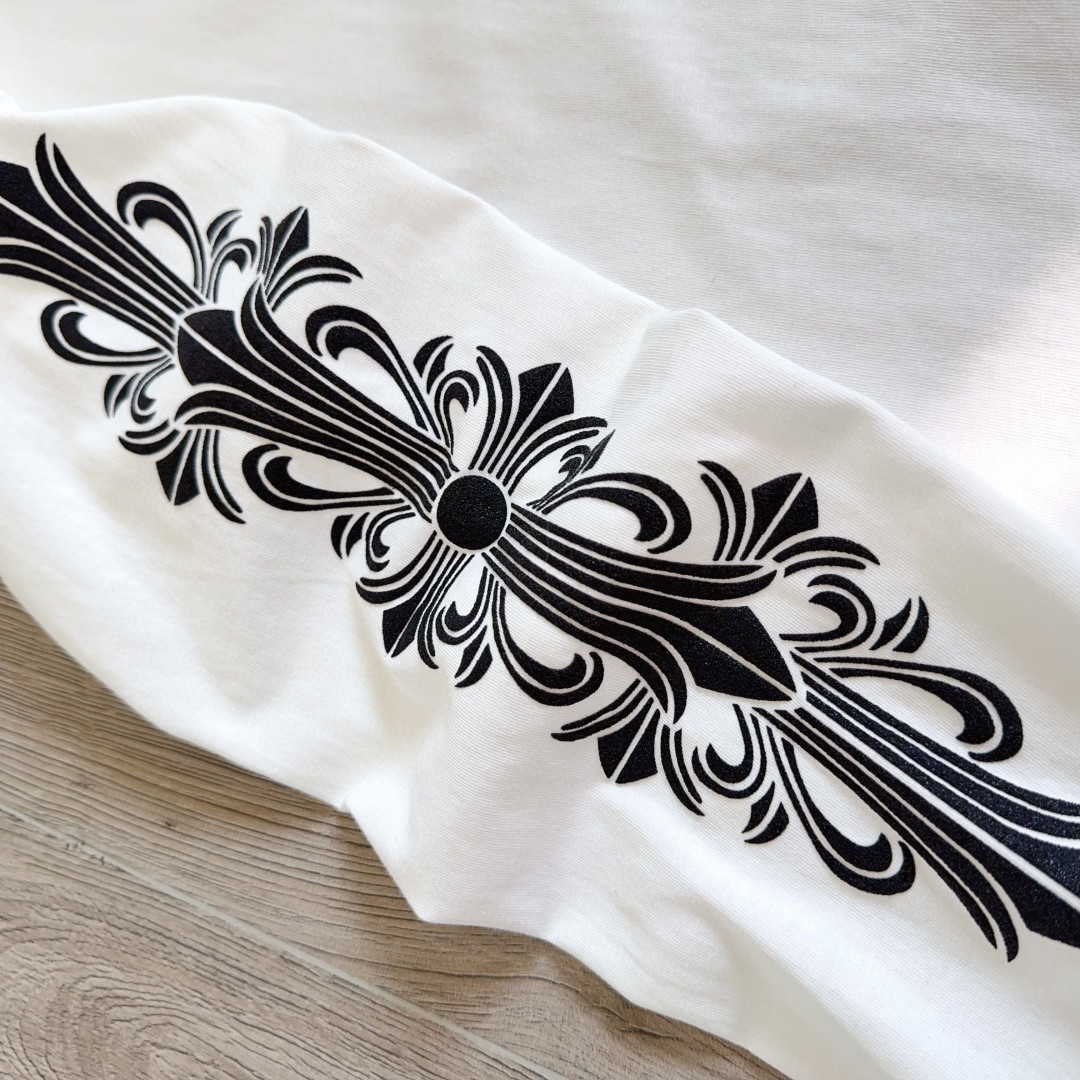 Chrome Hearts 克罗心 Aspen限定 Mattyboy 联名 黑白插肩花臂长袖卫衣 T恤 套头 白色 A5