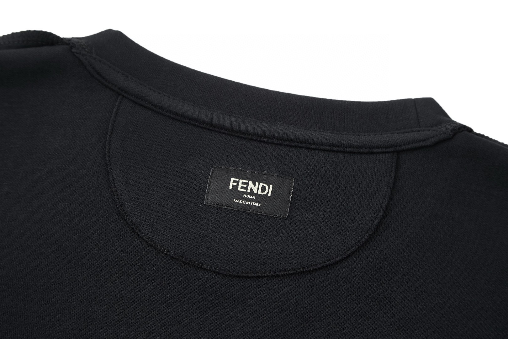 FENDI 芬迪 小狗贴布刺绣T恤 短袖 套头 夏季 黑色 蓝色 A2 FY0936AW0PF0QA1