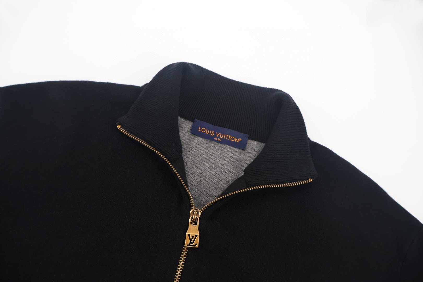 LOUIS VUITTON 路易威登 提花螺纹拉链立领拉链毛织外套 夹克 长袖 黑色 灰色 C0 1AGJWH