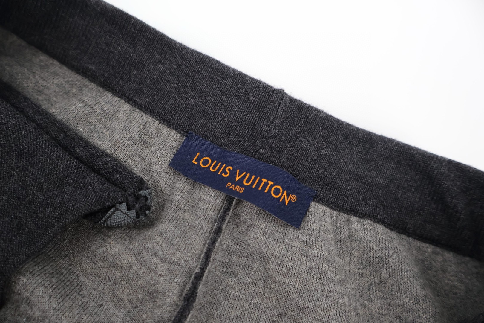 LOUIS VUITTON 路易威登 羊毛针织提花束脚休闲裤 运动裤 裤子 长裤 黑色 灰色 B5 1AJB38