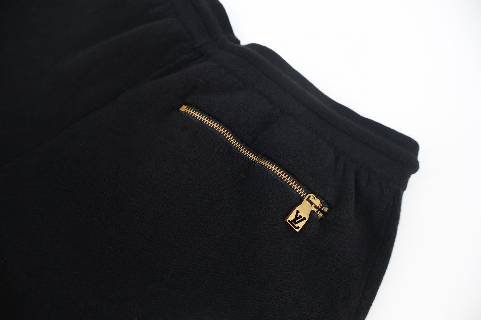 LOUIS VUITTON 路易威登 羊毛针织提花束脚休闲裤 运动裤 裤子 长裤 黑色 灰色 B5 1AJB38