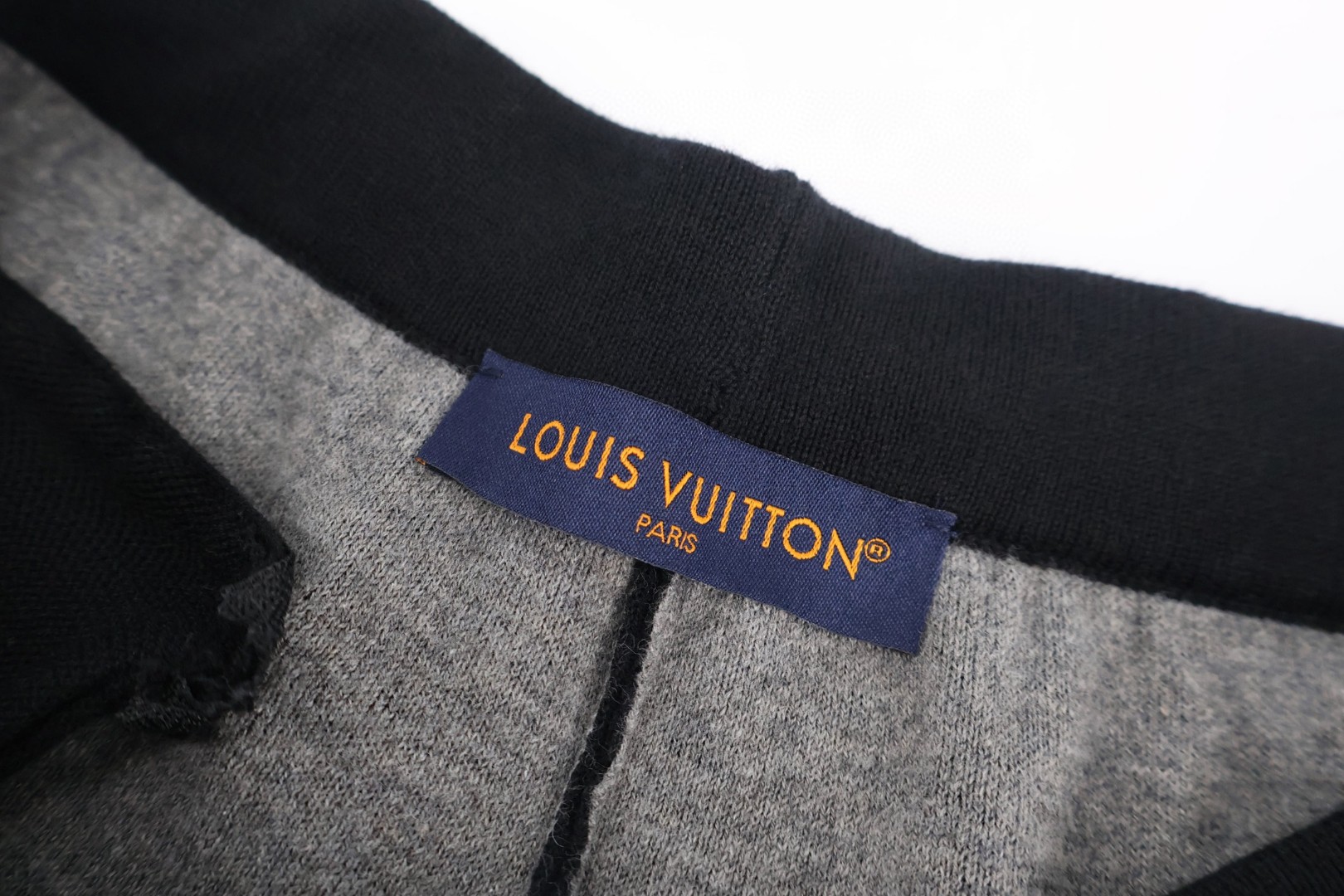 LOUIS VUITTON 路易威登 羊毛针织提花束脚休闲裤 运动裤 裤子 长裤 黑色 灰色 B5 1AJB38