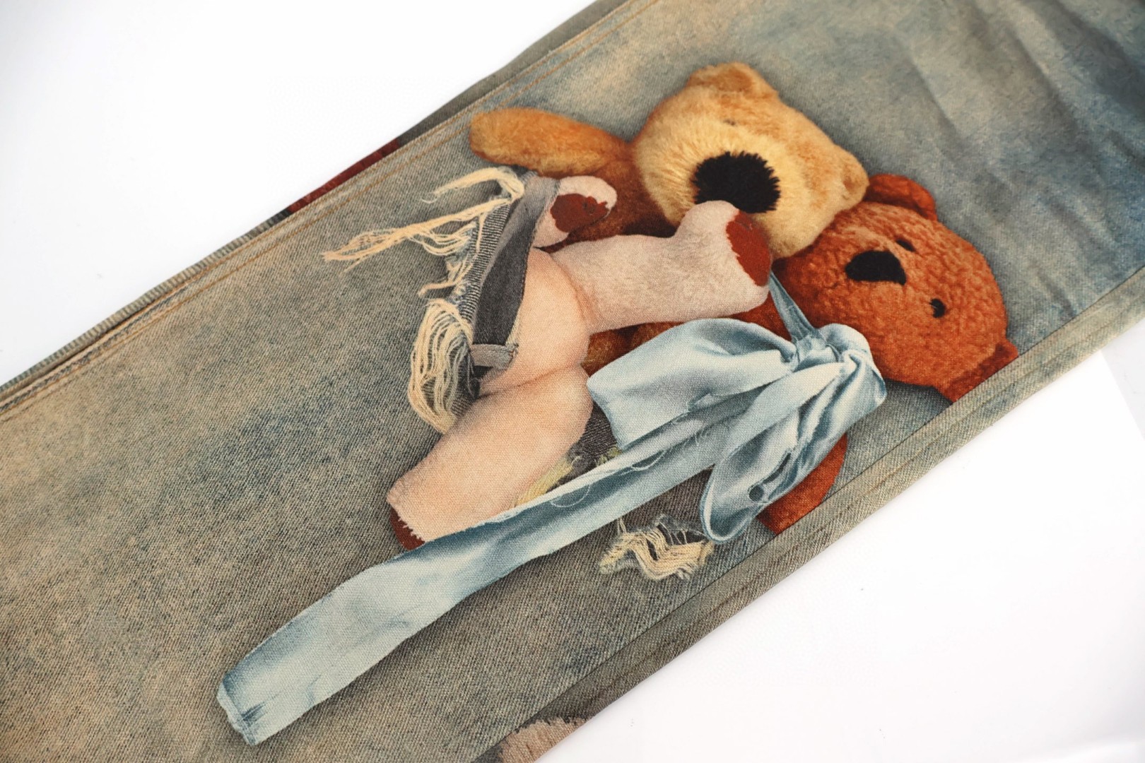 Acne Studios 泰迪小熊3D打印牛仔裤 长裤 裤子 B5 CK0138-AUZ