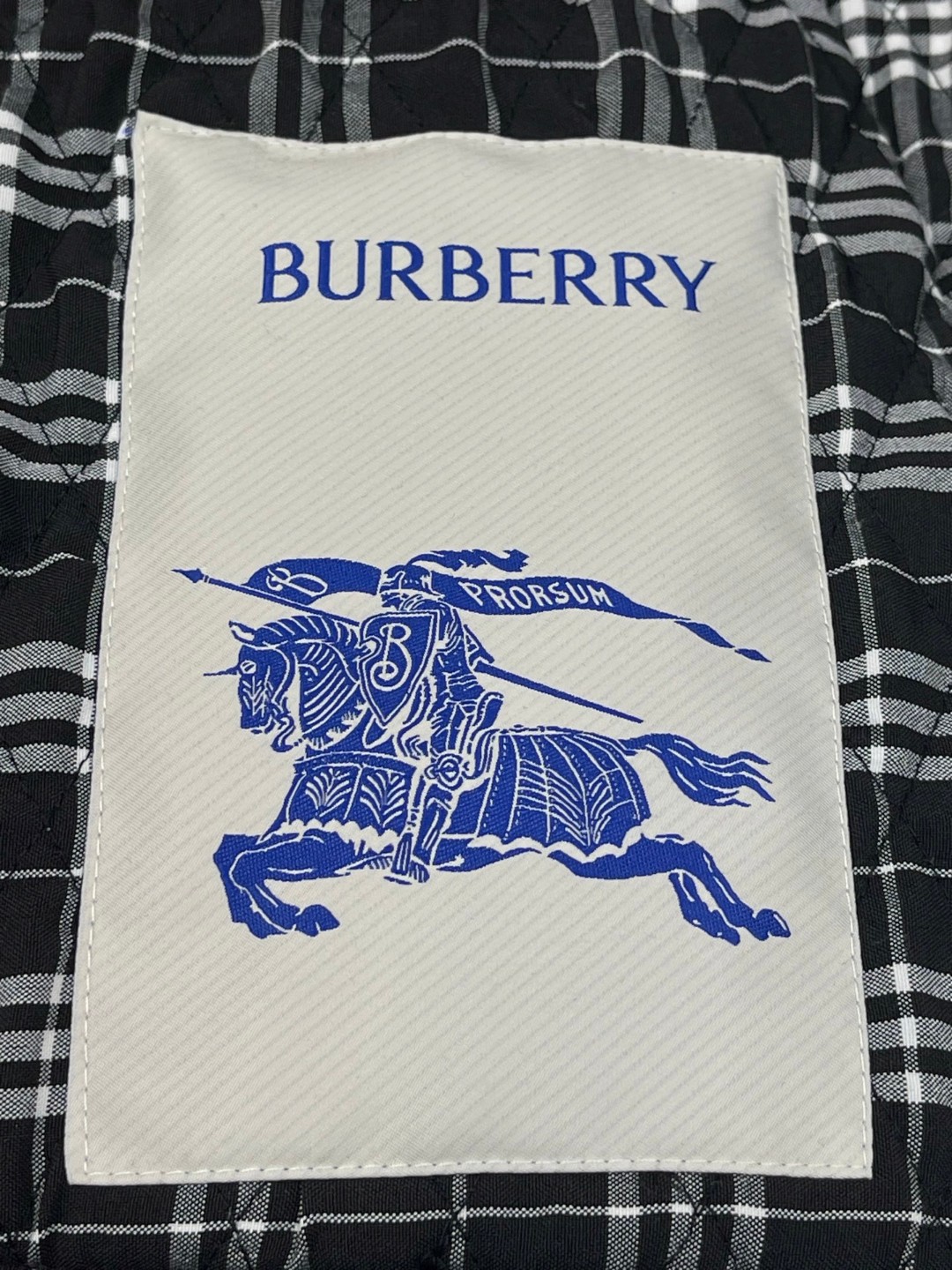 Burberry 巴宝莉 菱格纹绗缝尼龙外套 棉服 夹克 中长款 长袖 黑色 C5 81136031