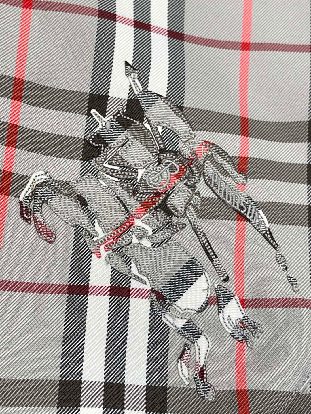 Burberry 巴宝莉 双面两穿格纹连帽外套 夹克 长袖 短款 红色 灰色 B5 881151591