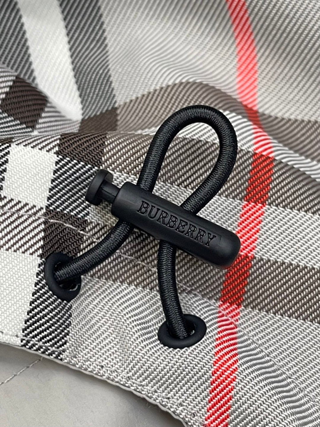 Burberry 巴宝莉 双面两穿格纹连帽外套 夹克 长袖 短款 红色 灰色 B5 881151591