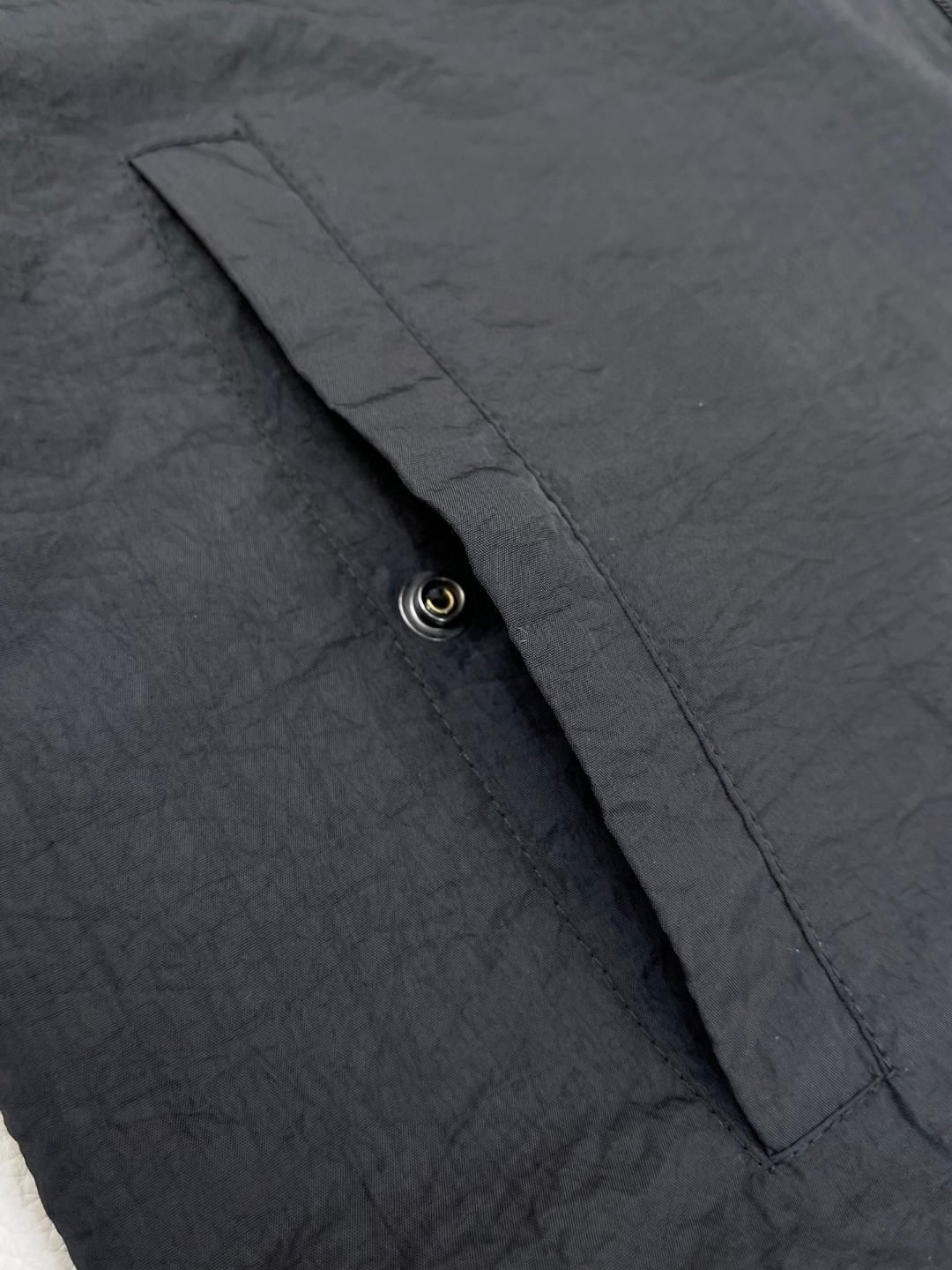 Burberry 巴宝莉 双面两穿格纹连帽外套 夹克 长袖 短款 红色 灰色 B5 881151591