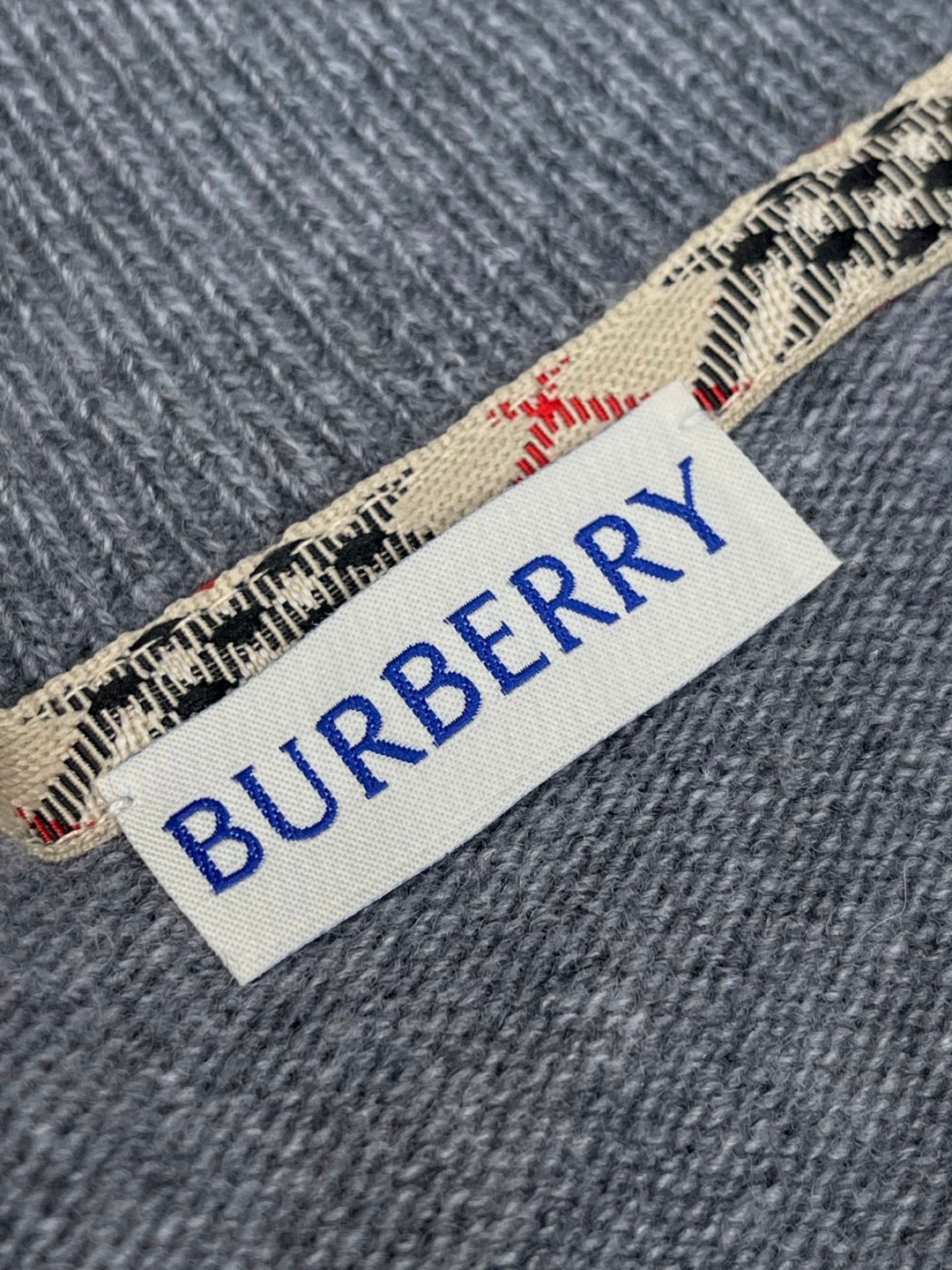 Burberry 巴宝莉 羊绒混纺半拉链高领针织衫 毛衣 外套 长袖 灰色 B0 81121321