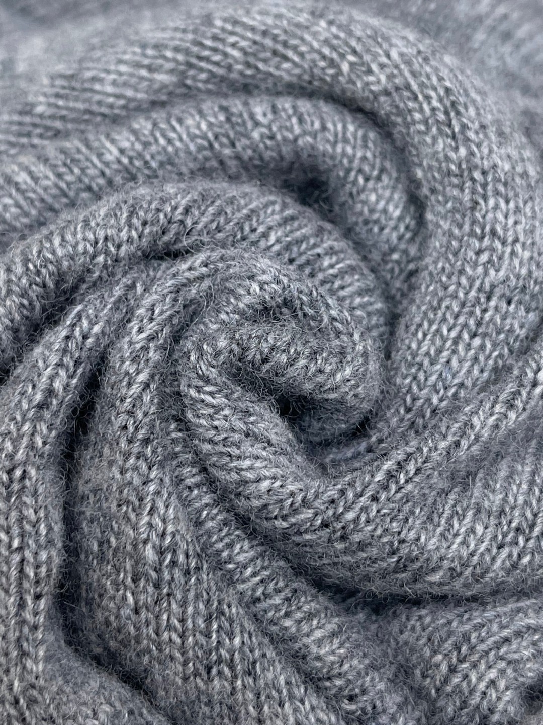 Burberry 巴宝莉 羊绒混纺半拉链高领针织衫 毛衣 外套 长袖 灰色 B0 81121321