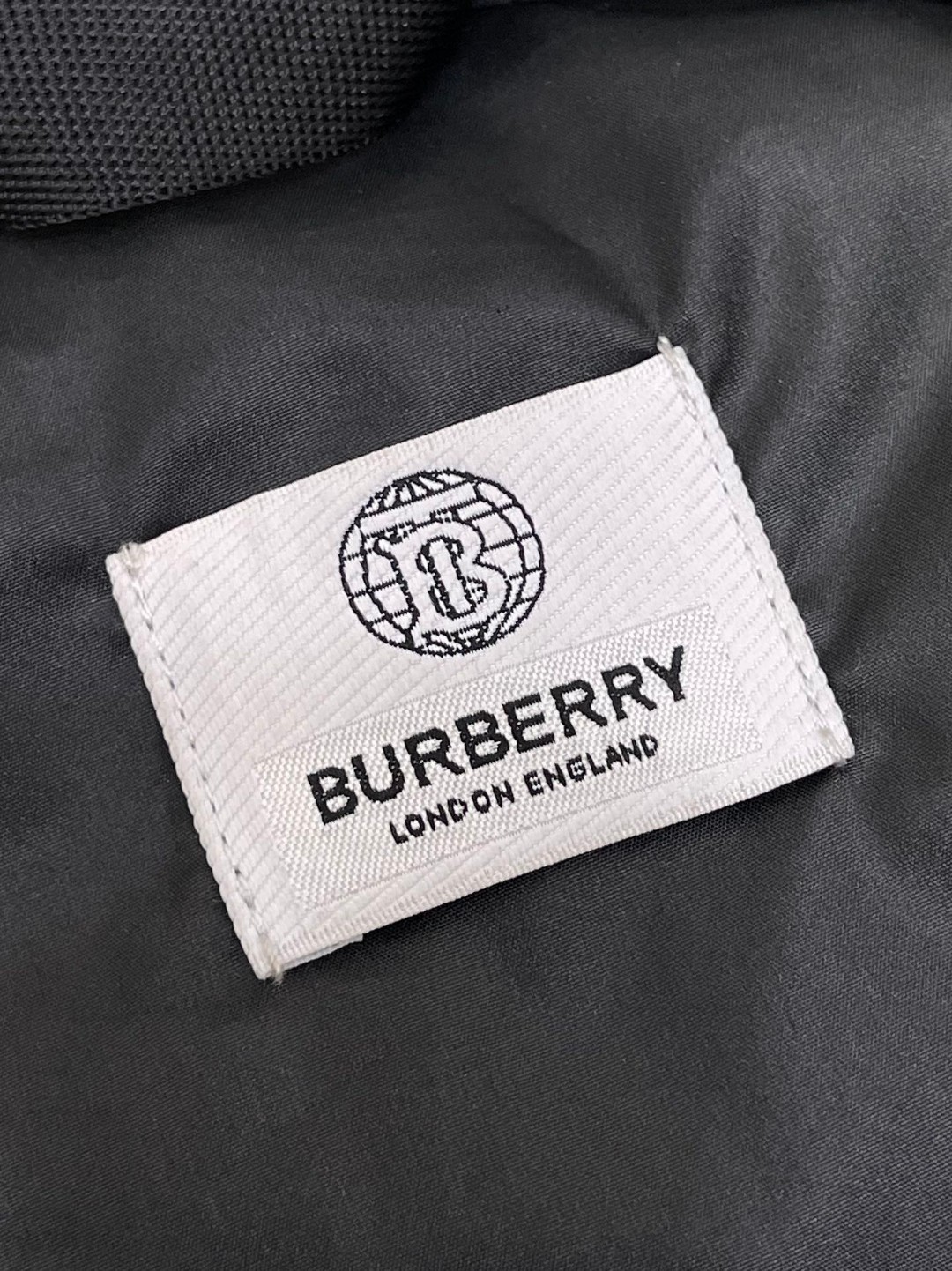 Burberry 巴宝莉 双面两穿羽绒服 马甲 背心 外套 保暖 卡其色 C5 80713661