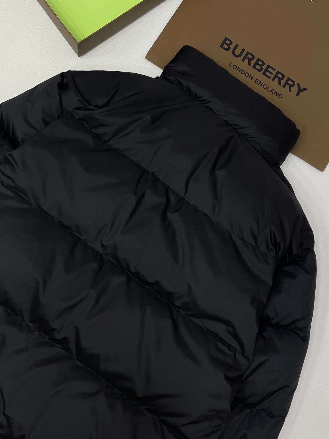 Burberry 巴宝莉 可双面两穿羽绒服 马甲 外套 保暖 黑色 D5