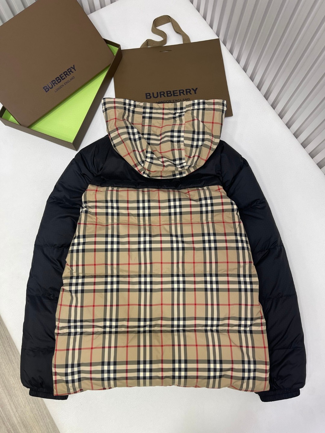 Burberry 巴宝莉 可双面两穿羽绒服 马甲 外套 保暖 黑色 D5