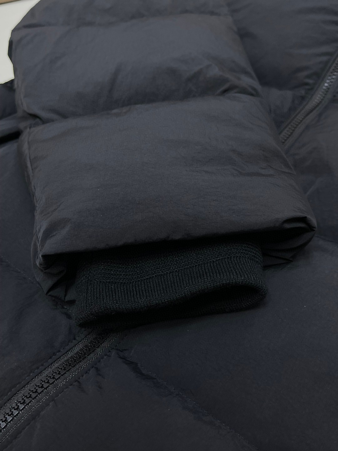 Burberry 巴宝莉 可拆式衣袖尼龙羽绒服 马甲 外套 保暖 黑色 D5 80969111