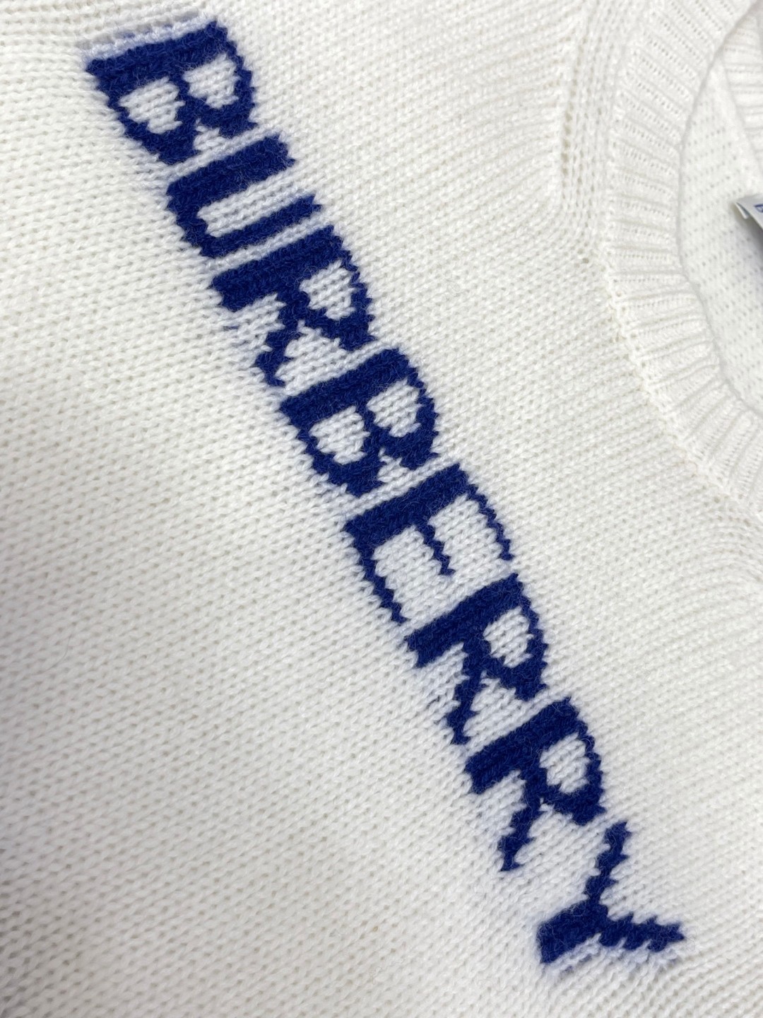 Burberry 巴宝莉 马术骑士徽标羊绒混纺针织衫 毛衣 外套 长袖 米色 白色 B0 81030451