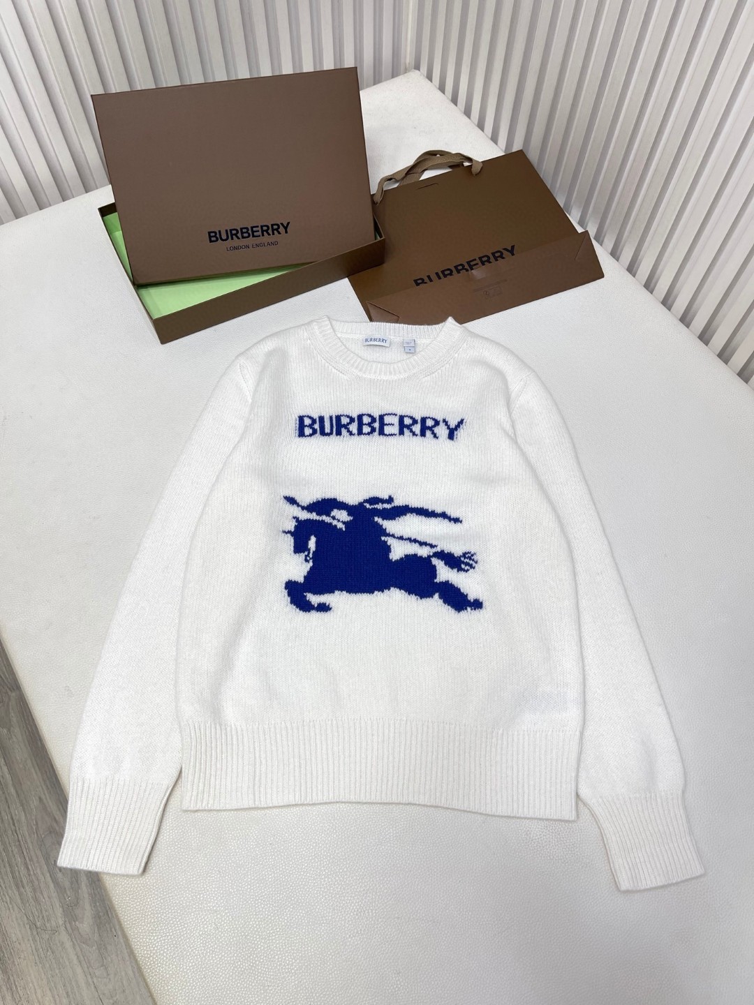 Burberry 巴宝莉 马术骑士徽标羊绒混纺针织衫 毛衣 外套 长袖 米色 白色 B0 81030451