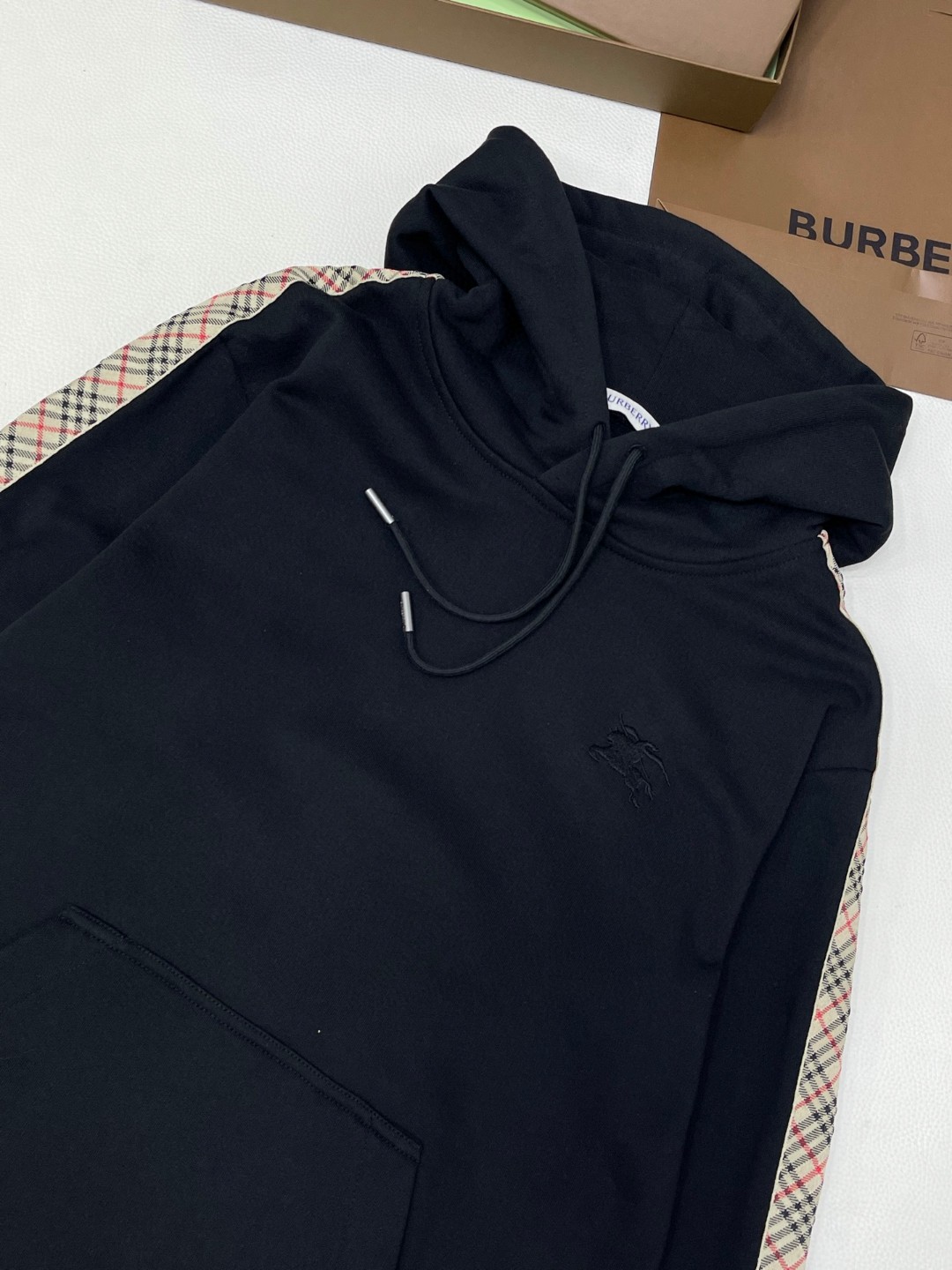 Burberry 巴宝莉 格纹装饰连帽衫 卫衣 外套 长袖  灰色 黑色 A5 81177411