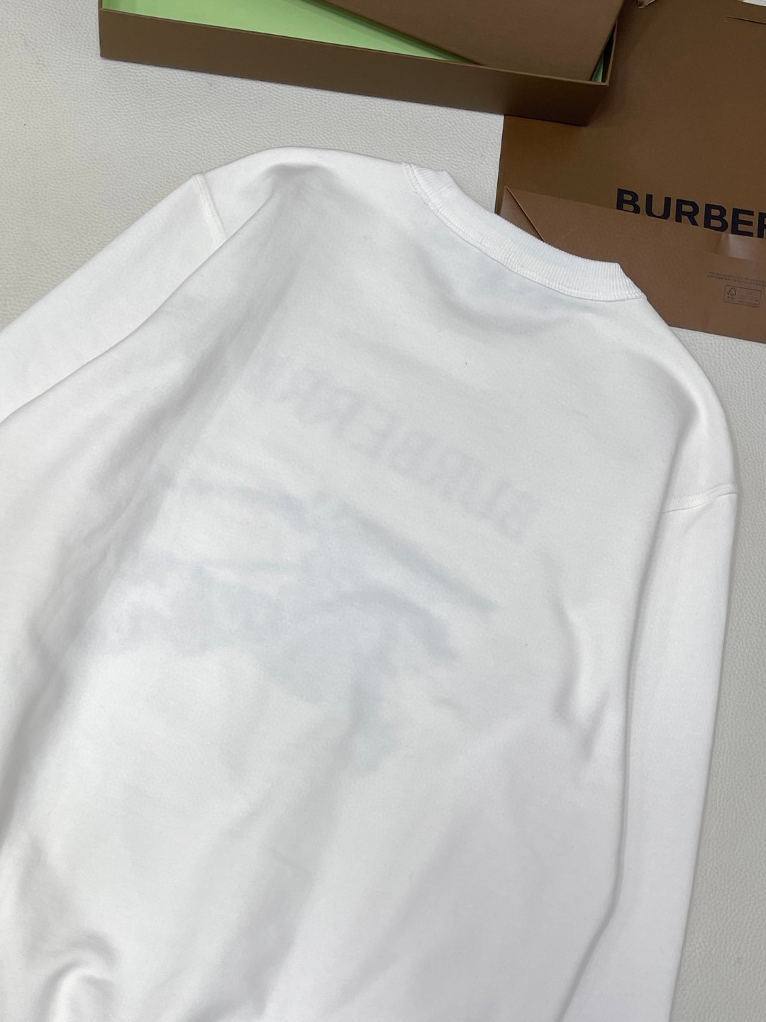 Burberry 巴宝莉 十字绣马术骑士徽标运动衫 卫衣 外套 长袖 白色 黑色 A5 81105471