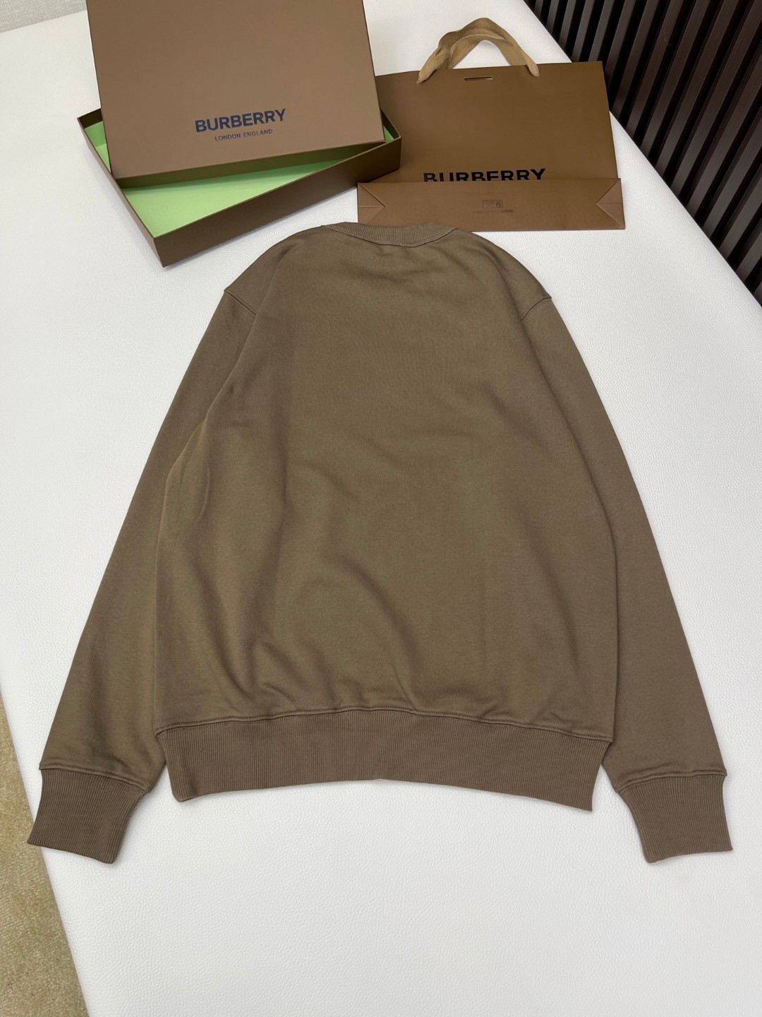 Burberry 巴宝莉 马术骑士徽标格纹运动衫 卫衣 外套 长袖 棕色 黑色 A5 81160841