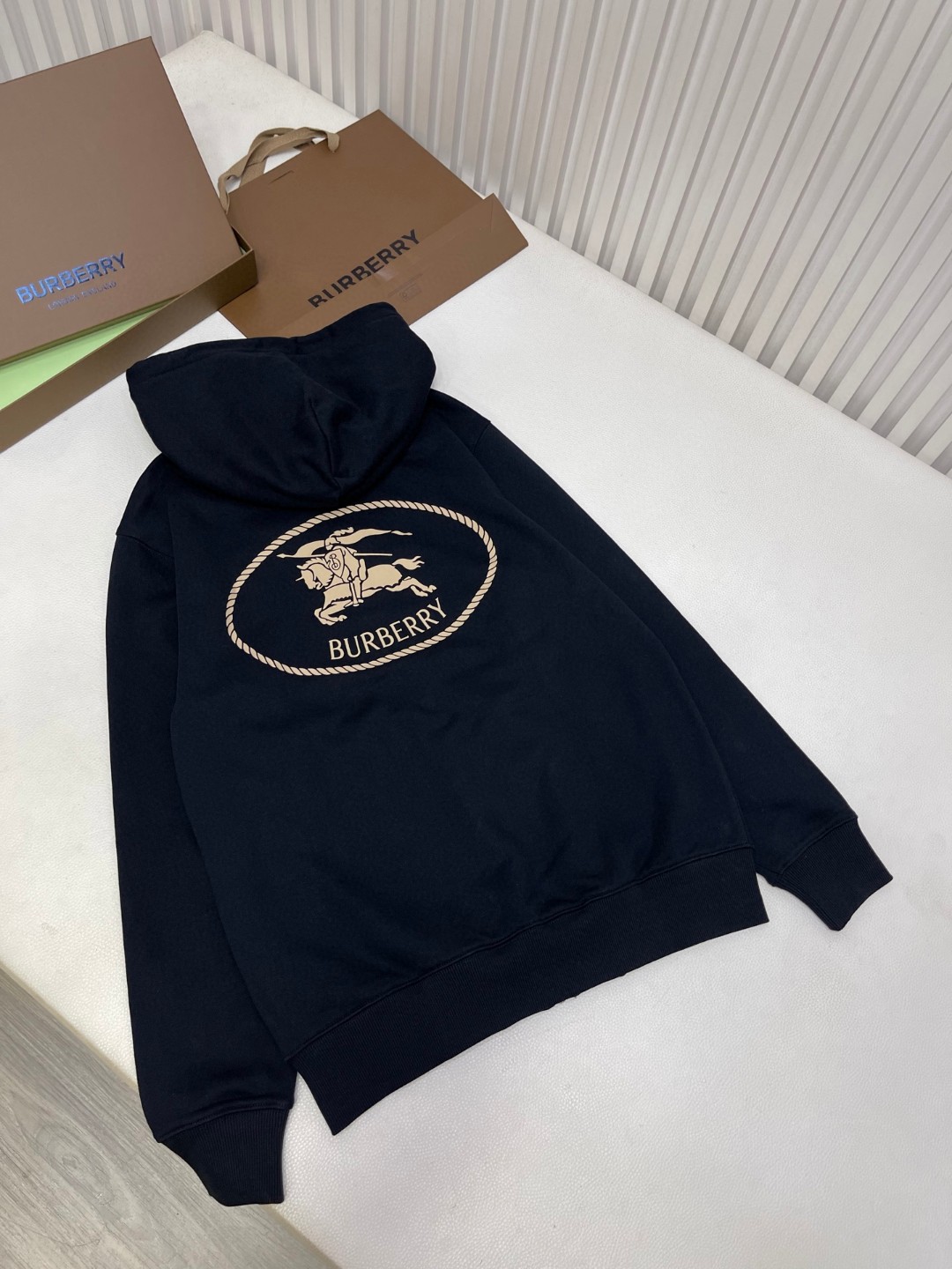 Burberry 巴宝莉 骑士印章拉链连帽衫 卫衣 外套 长袖 蓝色 黑色 B0 81104941