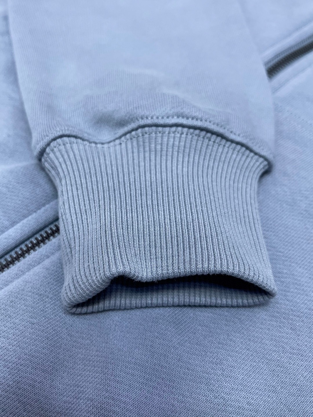 Burberry 巴宝莉 骑士印章拉链连帽衫 卫衣 外套 长袖 蓝色 黑色 B0 81104941