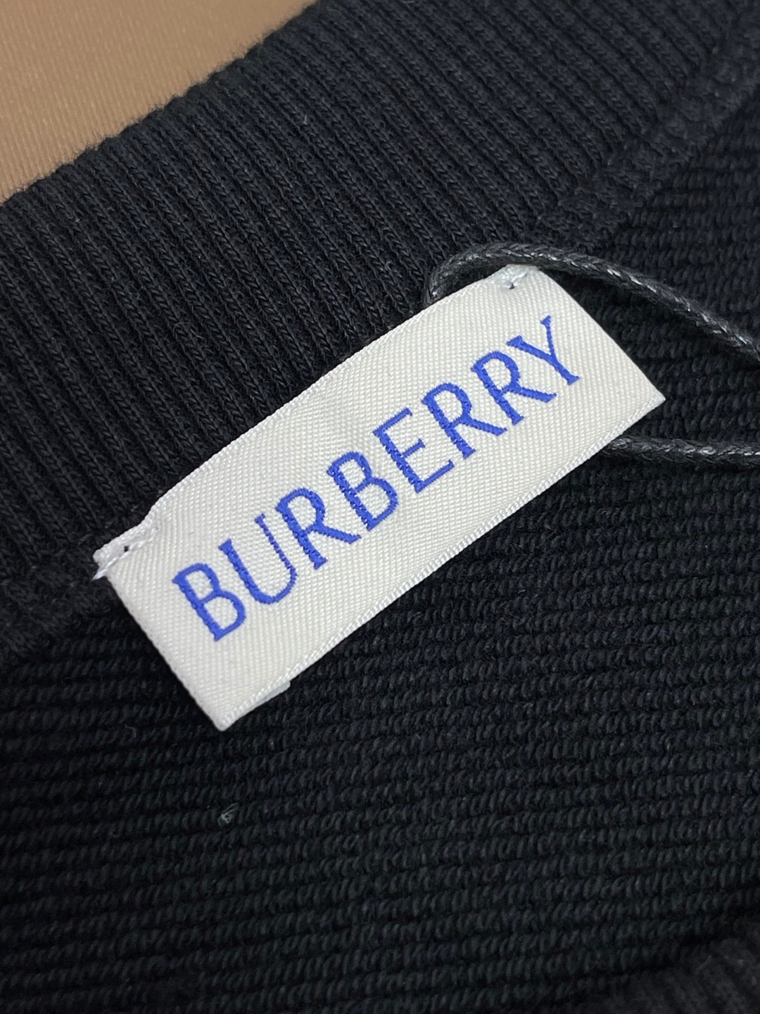 Burberry 巴宝莉 骑士印章运动衫 卫衣 外套 长袖 卡其色 黑色 A5 81133501