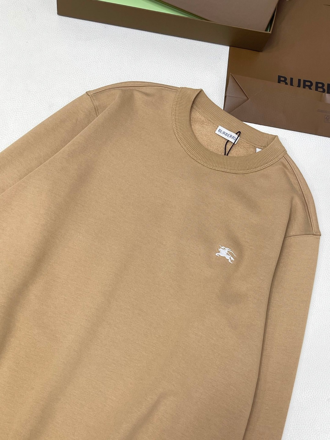 Burberry 巴宝莉 骑士印章运动衫 卫衣 外套 长袖 卡其色 黑色 A5 81133501