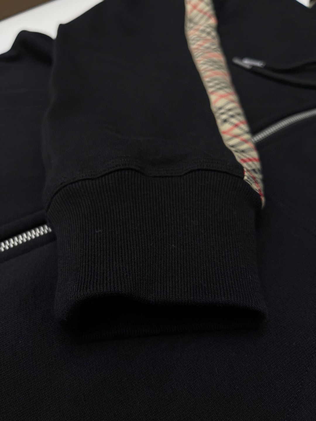 Burberry 巴宝莉 格纹装饰拉链连帽衫 卫衣 外套 长袖 黑色 灰色 B0 81107901