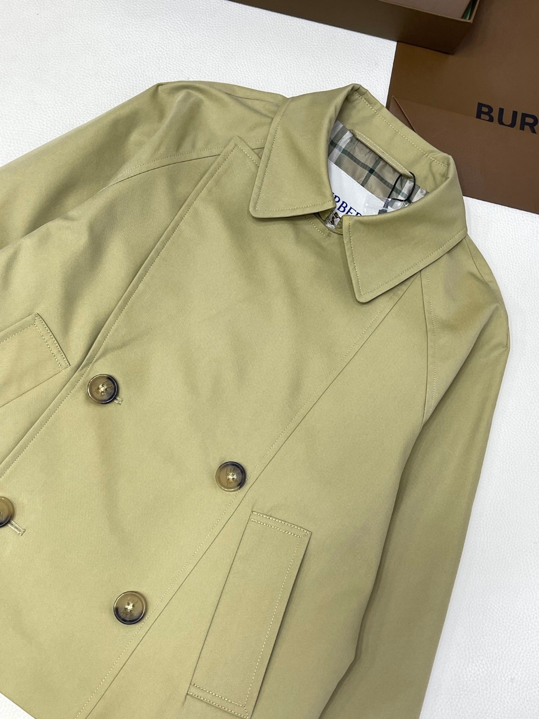 Burberry 巴宝莉 风衣外套 夹克 长袖 短款 米色 C0 81063411