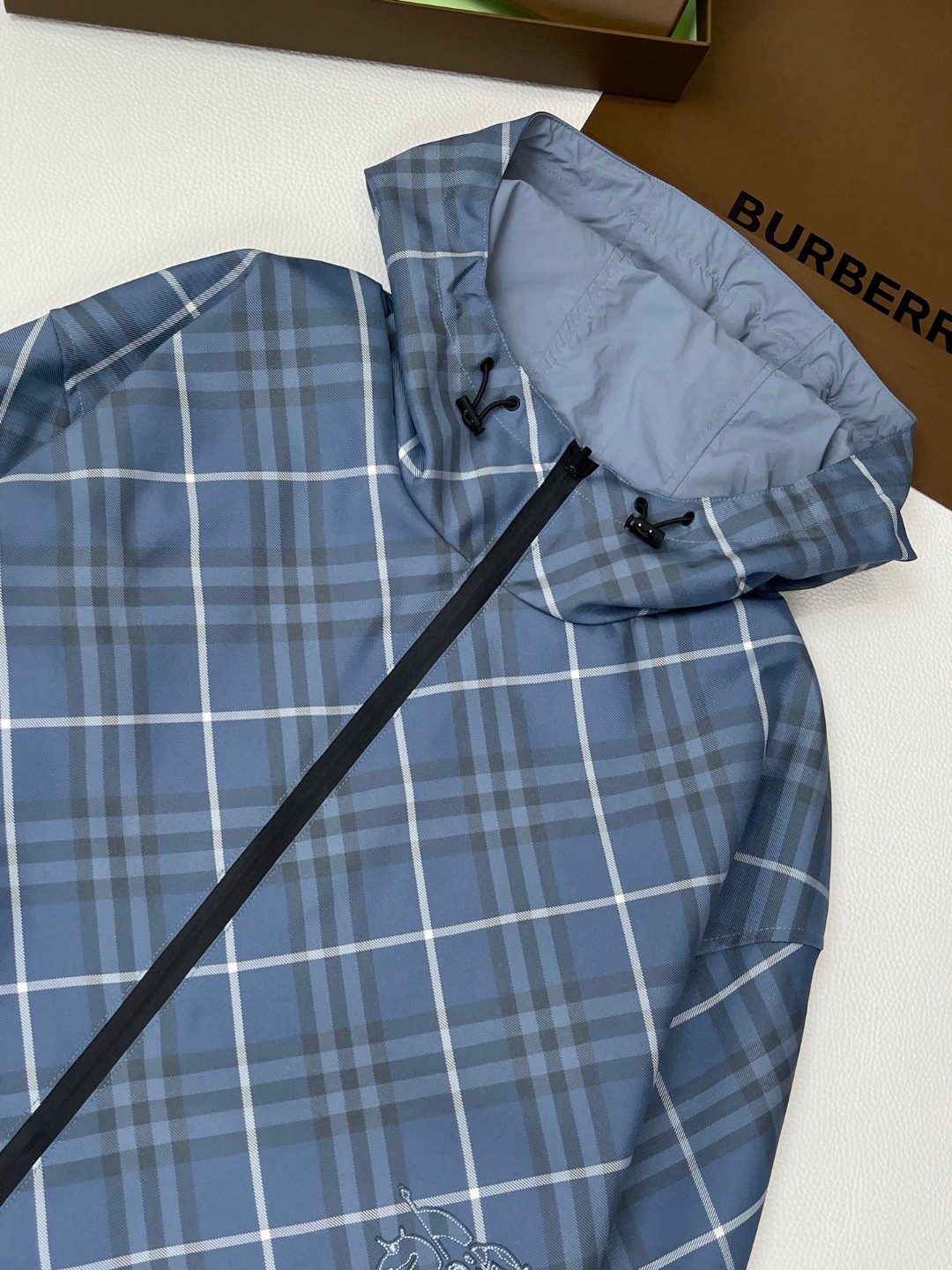 Burberry 巴宝莉 双面两穿格纹连帽外套 夹克 长袖 B5 811163611