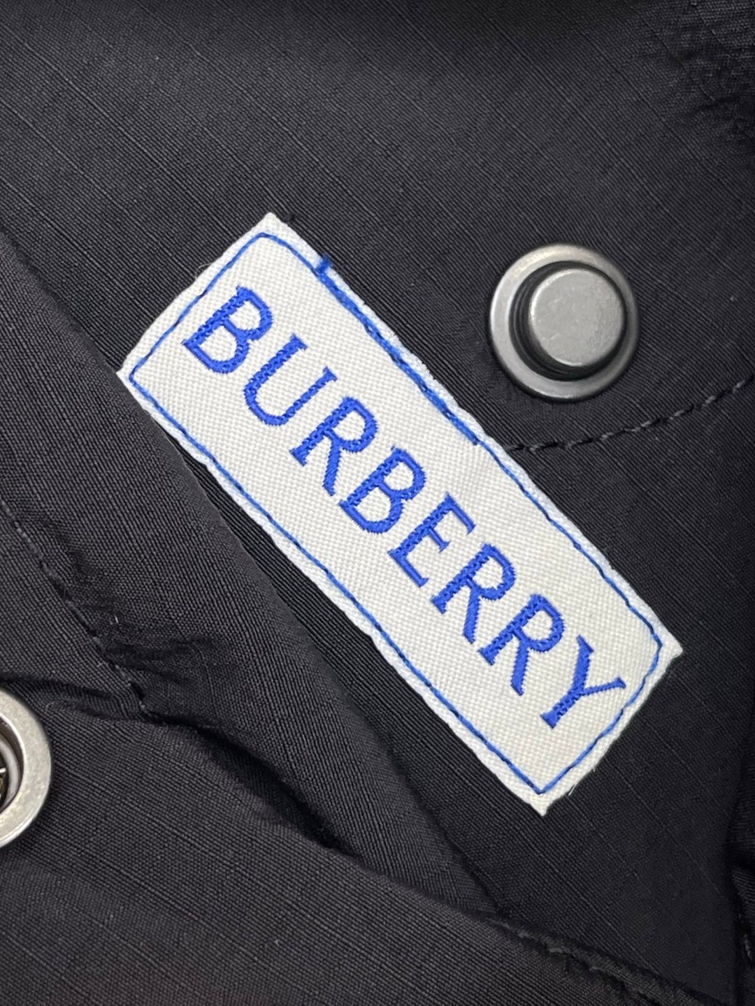 Burberry 巴宝莉 双面两穿Vintage格纹控温绗缝夹克 长袖 外套 保暖 卡其色 C5 811163611