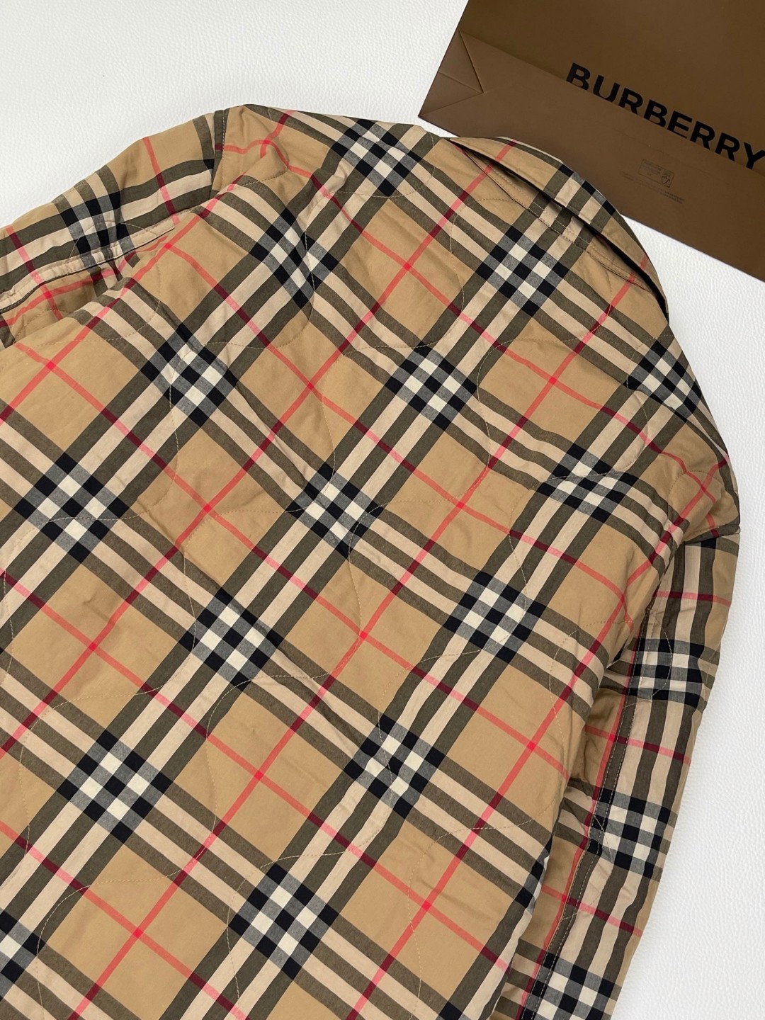 Burberry 巴宝莉 双面两穿Vintage格纹控温绗缝夹克 长袖 外套 保暖 卡其色 C5 811163611
