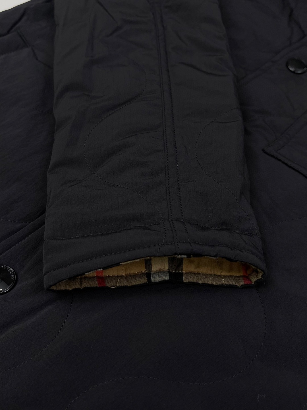 Burberry 巴宝莉 双面两穿Vintage格纹控温绗缝夹克 长袖 外套 保暖 卡其色 C5 811163611