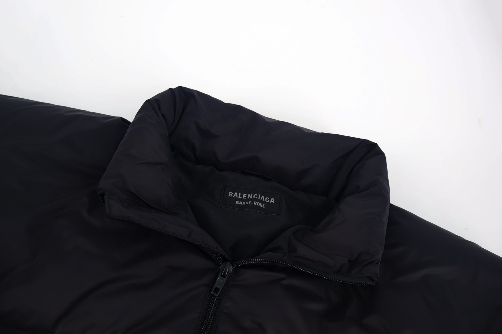 Balenciaga 巴黎世家 新圆环棉服 夹克 外套 长袖 秋冬 黑色 B5